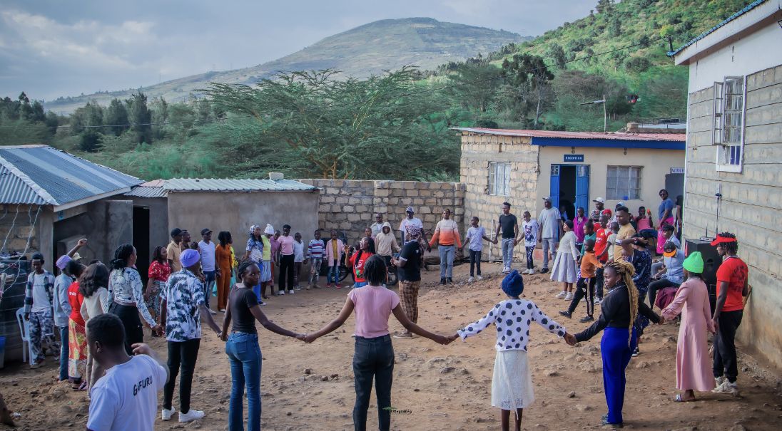 Closing Circle